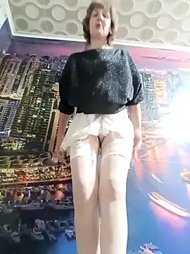 Stripchat Live Sex of Laura_Kiss