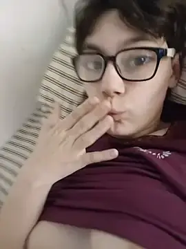 Stripchat Sex Cam of l0ve_l0ve