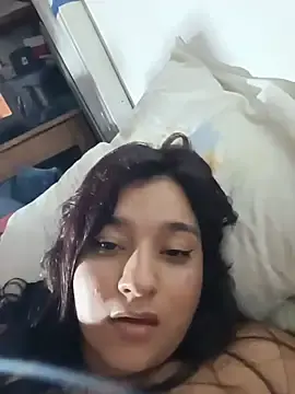 Stripchat Nude Webcam of Mia_everlyn