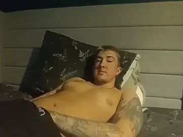 Stripchat Live Sex Cam of TransSwitchA