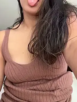 Stripchat Adult Webcam of mahia_queen