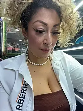 Stripchat Live Sex of Katti_Barrera