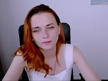 Stripchat Live Sex Cam of PeppyMia