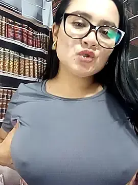 Stripchat Watch Live Sex Cams of Rouse69_