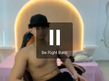 Stripchat Live Sex Cam of marcus_dick___
