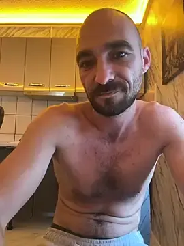Stripchat Adult Webcam of 17vio