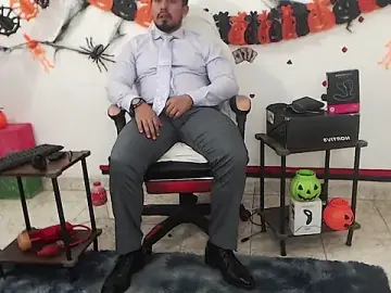 Stripchat Live Sex Cam of KalethBigDick