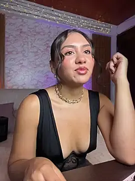 Stripchat Free Live Porn of Soy_Daniela