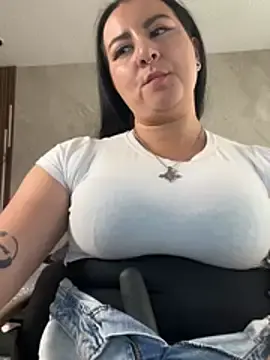 Stripchat Adult Video Chat of Abril_Luv