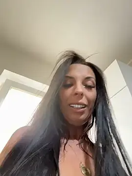 Stripchat Watch Live Sex Cams of Almmaxxxx