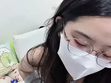 Stripchat Watch Live Sex Cams of LHeart