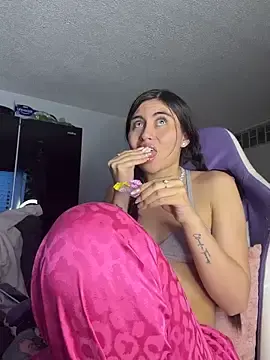 Stripchat Adult Webcams of Stormi_th