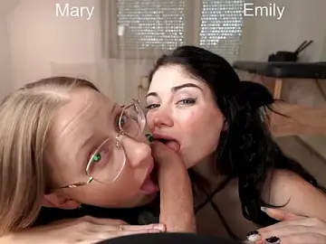 Stripchat Live Sex of foxeslovefoxes