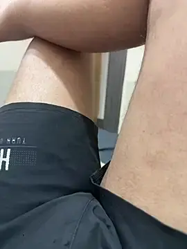 Stripchat Live Porn of torchermachine
