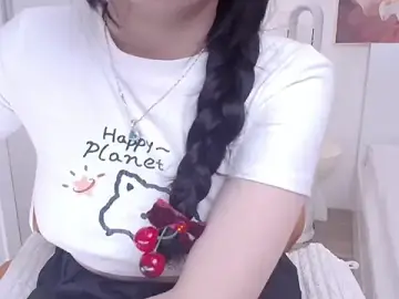 Stripchat Live Sex Cam of BunnyT_Bae__