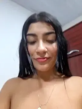 Stripchat Nude Webcam of Sweed-virgin-pussy