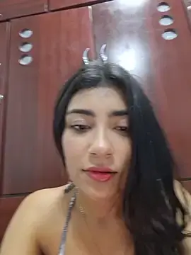Stripchat Live Sex Cam of Sweed-virgin-pussy