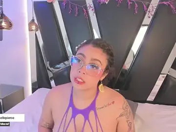 Stripchat Best Webcam of antonelllepiercee