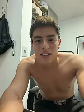 Stripchat Live Porn of Fernandoroddd