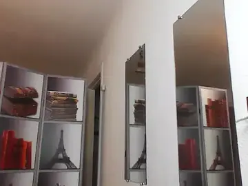 Stripchat Free Porn Cam of Selena_Moo