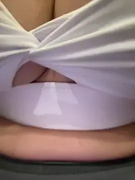 Stripchat Adult Video Chat of ariiel_