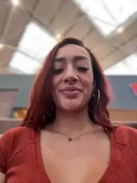 Stripchat Free Porn Cam of ariiel_