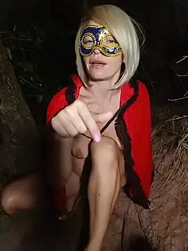 Stripchat Live Sex Cam of HotWife_VR