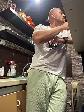 Stripchat Live Porn of Johnytrain
