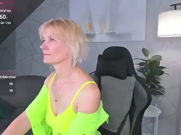 Stripchat Free Live Porn of Julie_Lucas