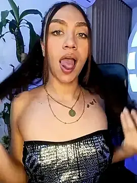 Stripchat Free Live Porn of ritzabeth_daniel