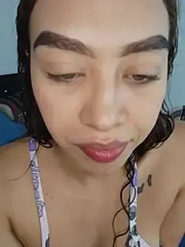 Stripchat Free Porn Cam of ritzabeth_daniel