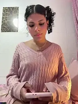 Stripchat Live Sex Cam of luludolll