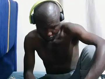 Stripchat Live Sex Cam of sexyboy_bbc1