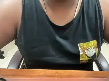 Stripchat Live Sex Cam of 0madman_