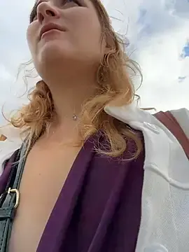 Stripchat Live Sex Cam of AdelRich