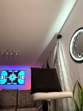 Stripchat Free Porn Cam of Frank_Farrell