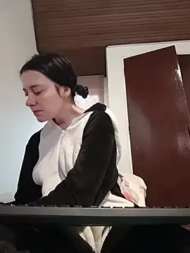 Stripchat Adult Webcam of Isabella_21x