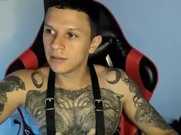 Stripchat Adult Webcam of Masterdave7