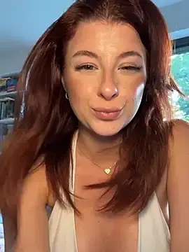 Stripchat Best Webcam of Mia-Rey