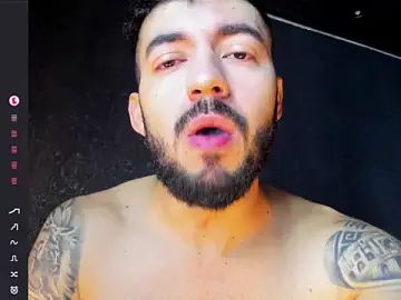 Stripchat Sex Cam of MarkWalker__