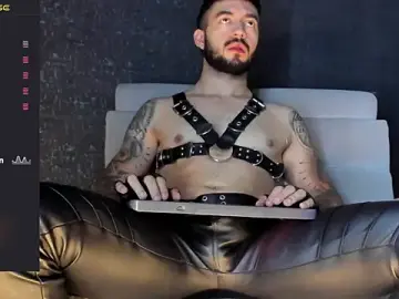 Stripchat Free Live Porn of MarkWalker__