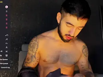 Stripchat Free Porn Cam of MarkWalker__