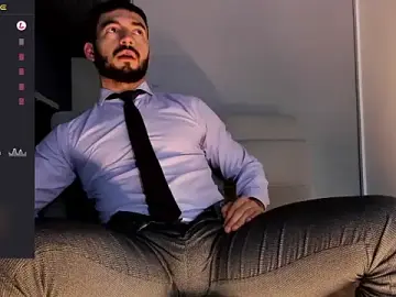 Stripchat Live Sex Cam of MarkWalker__