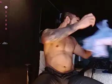 Stripchat Free Porn Cam of MarkWalker__