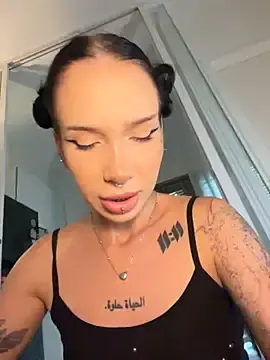 Stripchat Free Live Porn of XEye_Candy