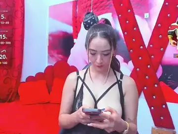 Stripchat Free Porn Cam of sweet_thalia_
