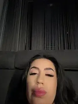 Stripchat Watch Live Sex Cams of Andrestarr