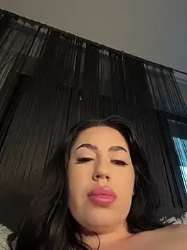 Stripchat Watch Live Sex Cams of Andrestarr