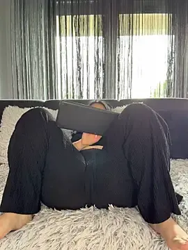 Stripchat Sex Cam of Andrestarr