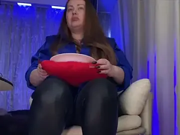 Stripchat Free Porn Cam of Mommy_Goddess
